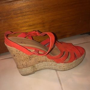 Coral wedges